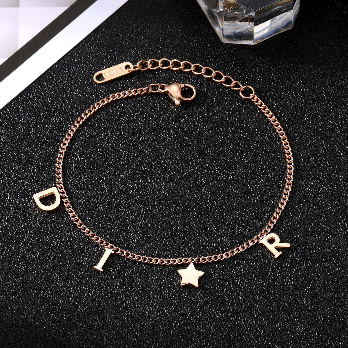 Pulsera con colgante de estrella y letra de nueva moda de Corea