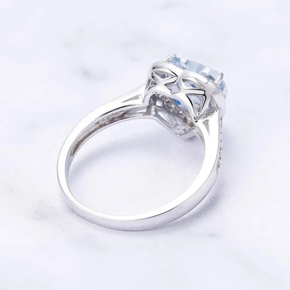 Anillo de iolita en forma de corazón