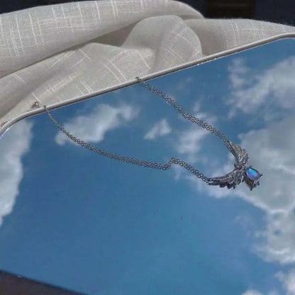 Light Luxury Angel Wings Pendant Necklace