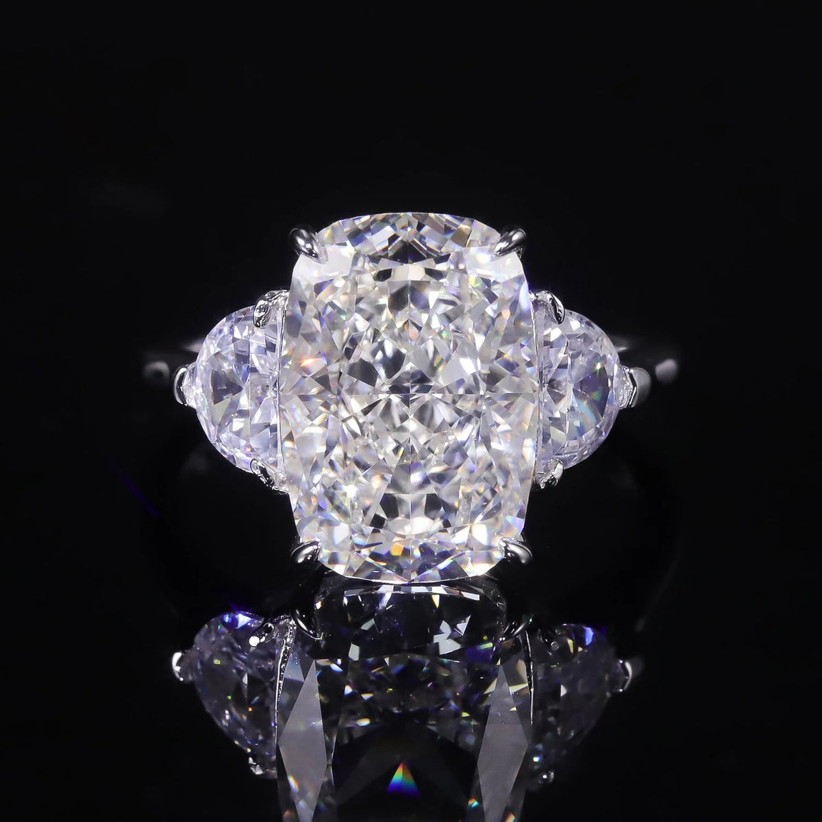 Anillo elegante de circonita cúbica amarilla clara
