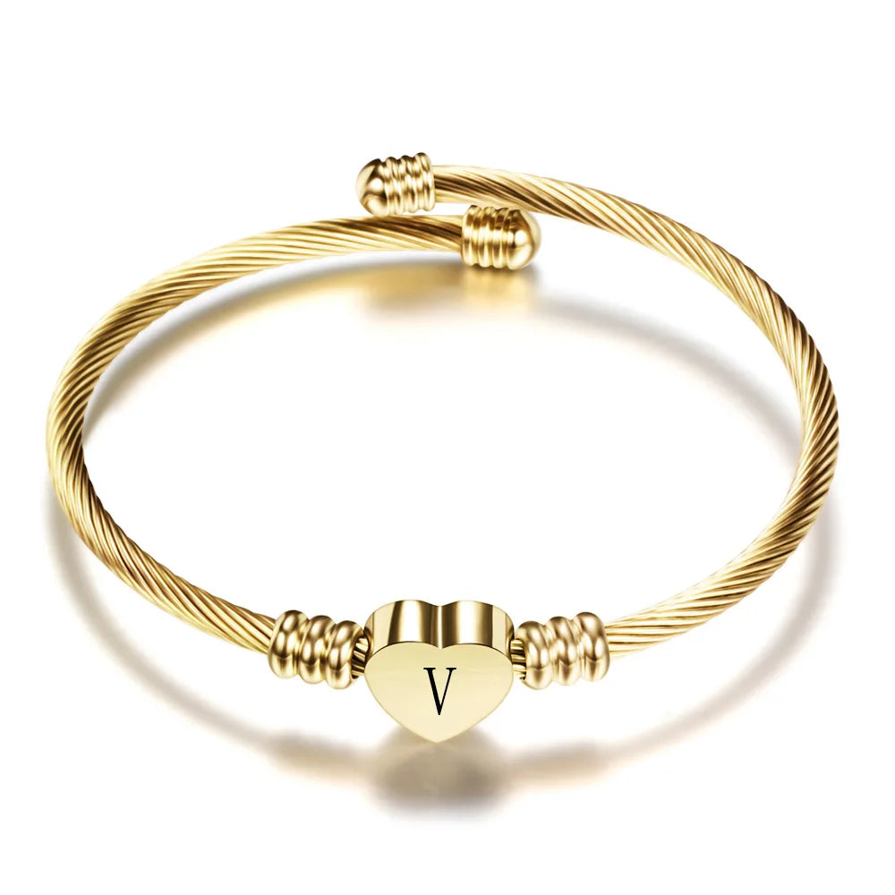 Bracelet manchette en acier inoxydable avec lettre initiale