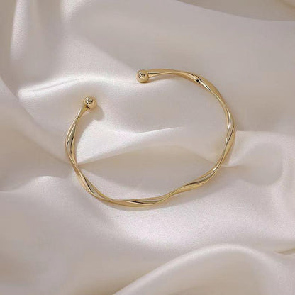 Twisted Metal Cuff - BestShop